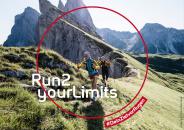 SPORT 2000 - Presseaussendung - 2018 - Bergmarathon - 2 Menschen am Berg - mit Logo 